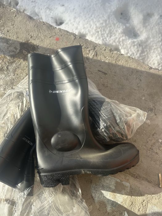 Сапоги резиновые новые