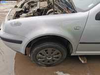 Aripa Stanga Fata Volkswagen Golf 4 1998 - 2005  (cu început de rugină) [L1617]