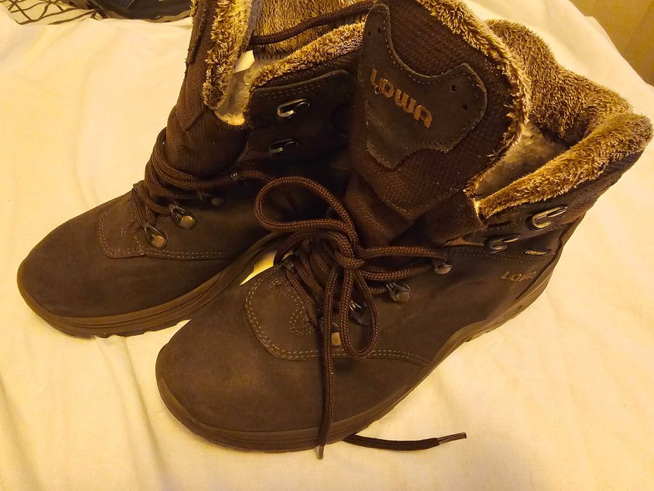 Ghete munte iarna lowa 39 si 1/2 Nabucco GTX gore-tex ca noi