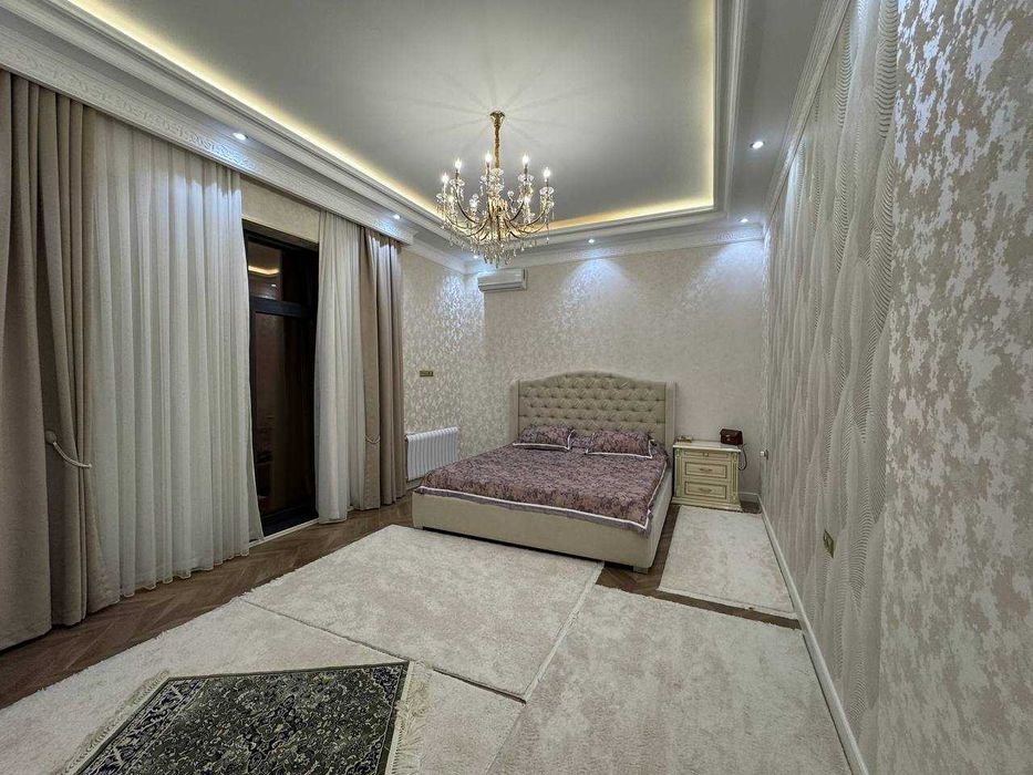 Участка сотилади. Хувайдо (Шайхонтохур тумани) 
7,5 сотих 6 хона