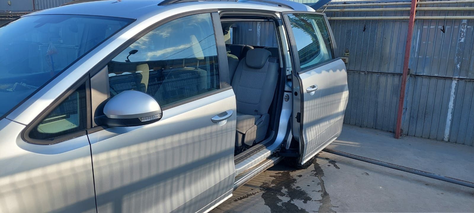 Vând Seat Alhambra 7 locuri 1.4 tsi din anul 2012