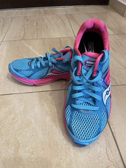 Дамски маратонки Saucony, размер 40.5