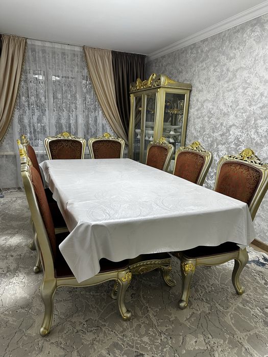 Продам стол со стульями