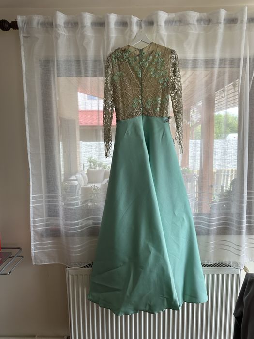 Rochie facuta pe comanda