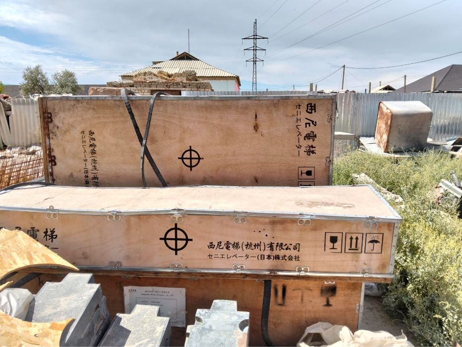 Продам грузовой лифт