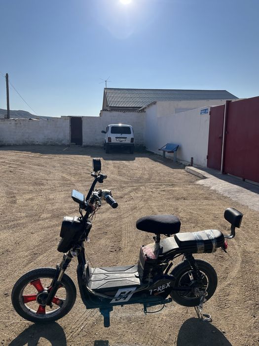 Скутер 500w t-rex 54