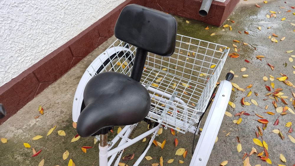 Bicicletă cu 3 roti se vânzare