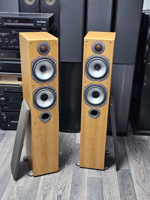 Boxe de podea Monitor Audio Bronze BR5