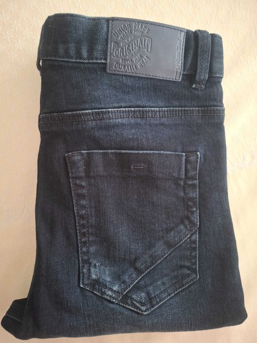 Детски дънки за момиче