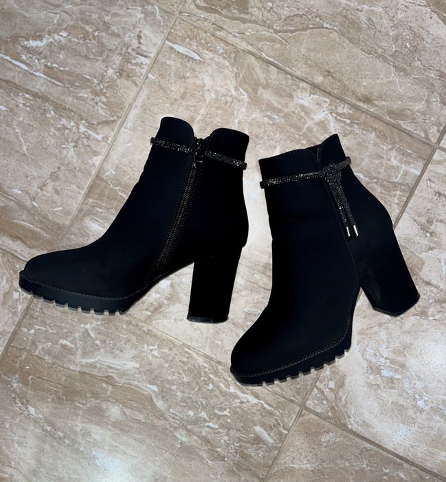 Дамски елегантни боти