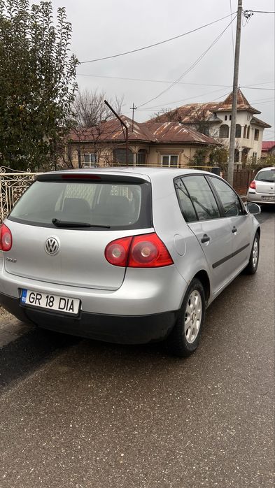 De vanzare volkswagen golf 5 -1.4 benzina