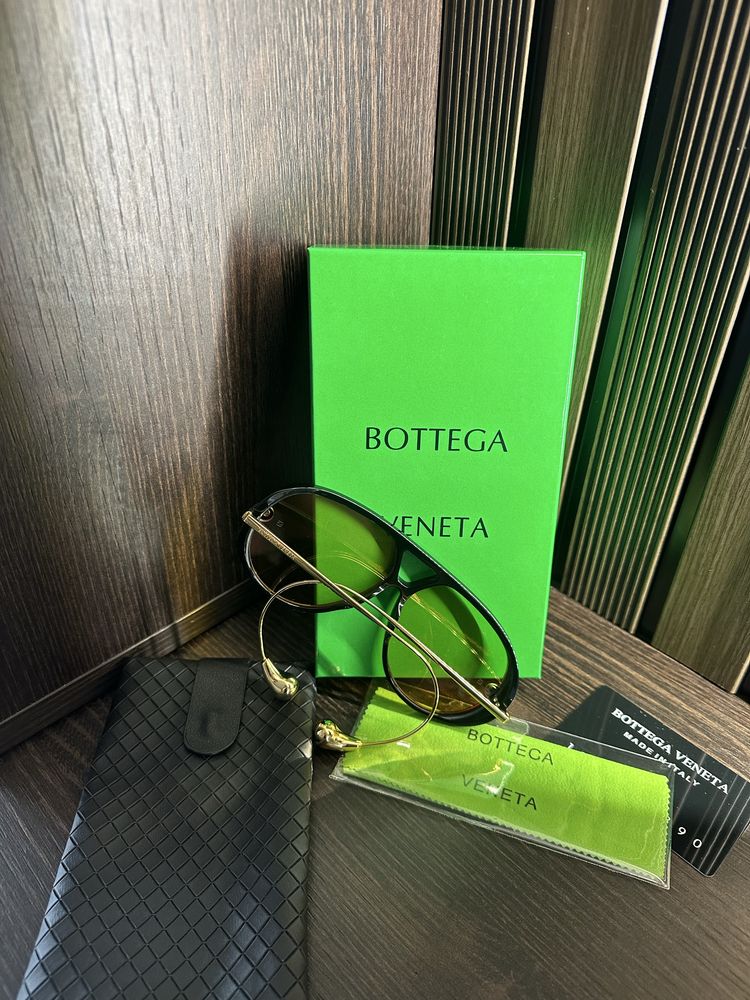 Слънчеви очила BOTTEGA VENETA