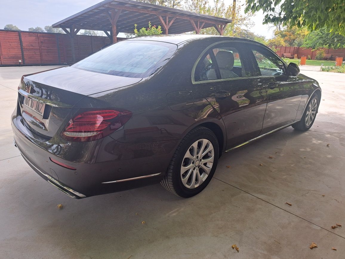 Mercedes E200,2016,63000km