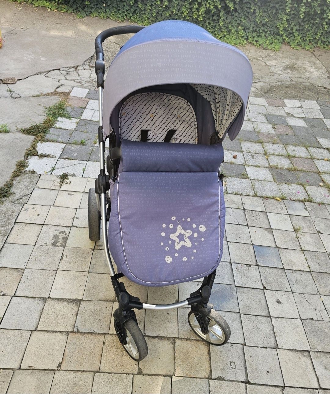 Chipolino carucior pentru copil