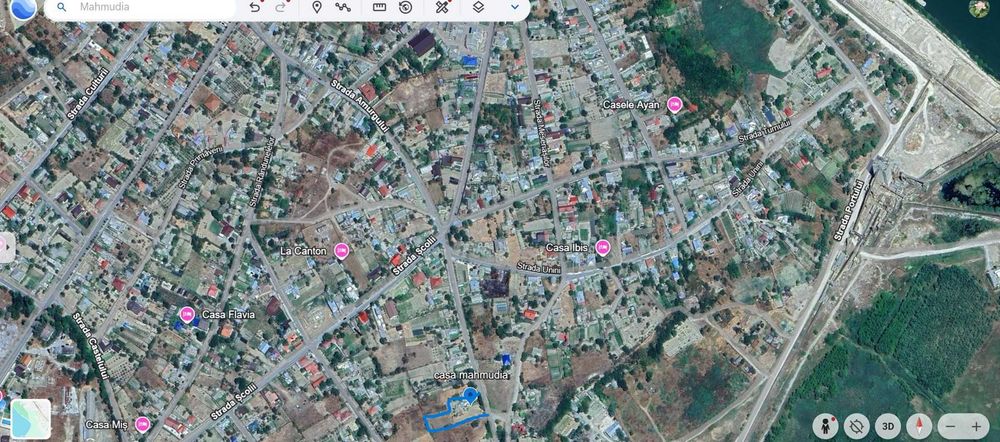 casa cu teren 3000 mp in loc. Mahmudia