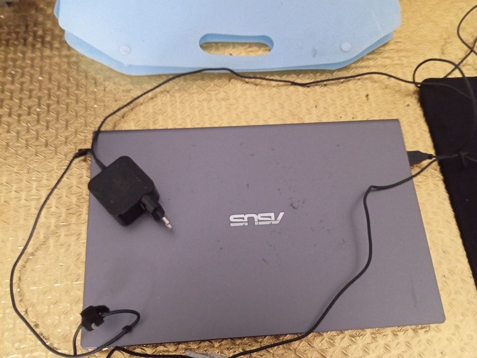 Продам ноутбук Asus