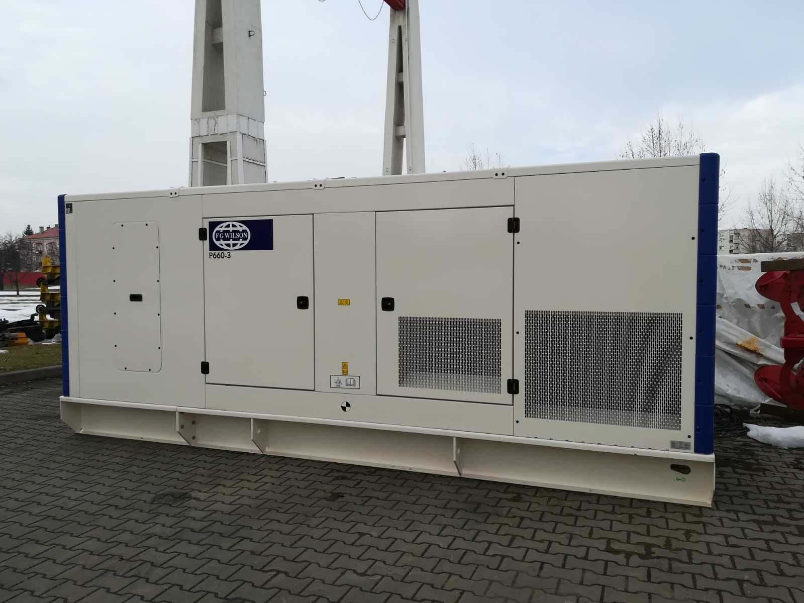 Stoc Generator Perkins 660 kva - 528 kw nou cu garantie, automatizare