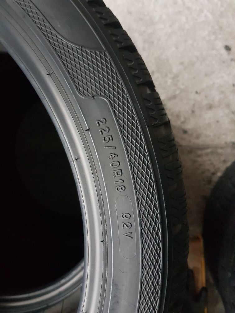 Kleber 225/40 R18 92V M+S iarnă