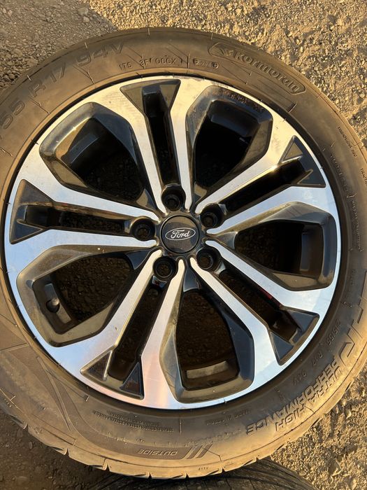 Vand jante ford puma st line cu anvelope de 215 55 R17