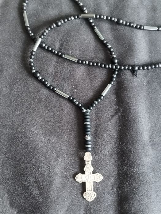 Lănțișor, Rozaliu cu cruciuliță de argint