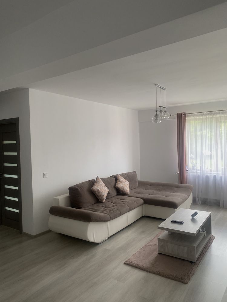 Se vinde apartament 61 m PROPRIETAR bloc nou gavana str Episcop Gr Leu