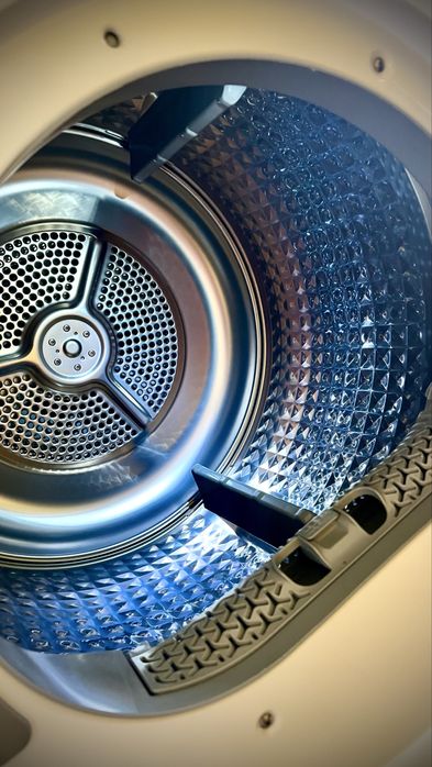 Uscător de rufe Samsung (aproape nou)- performant, economic si silent.