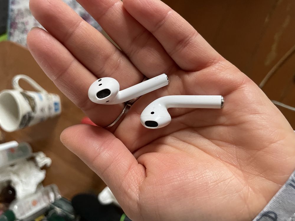 AirPods 1 поколения оригинал