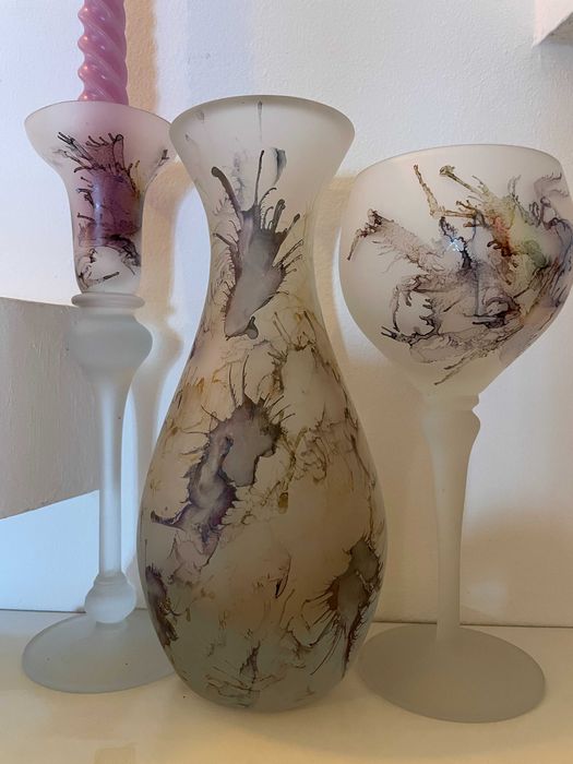 Vaza si sfesnic sticla fantezie handmade vintage impecabil 20/6cm