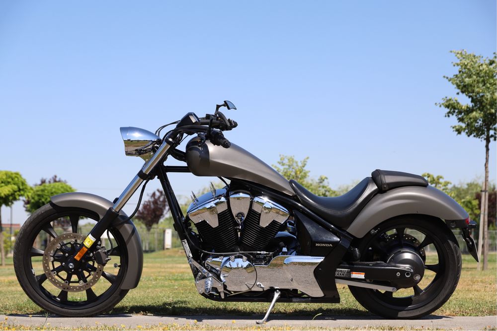 HONDA FURY 1300-2016-doar 8000 mile stare impecabila