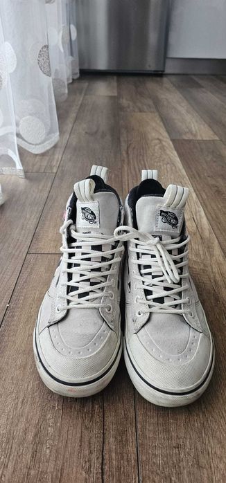 Vans din Austria marimea 35
