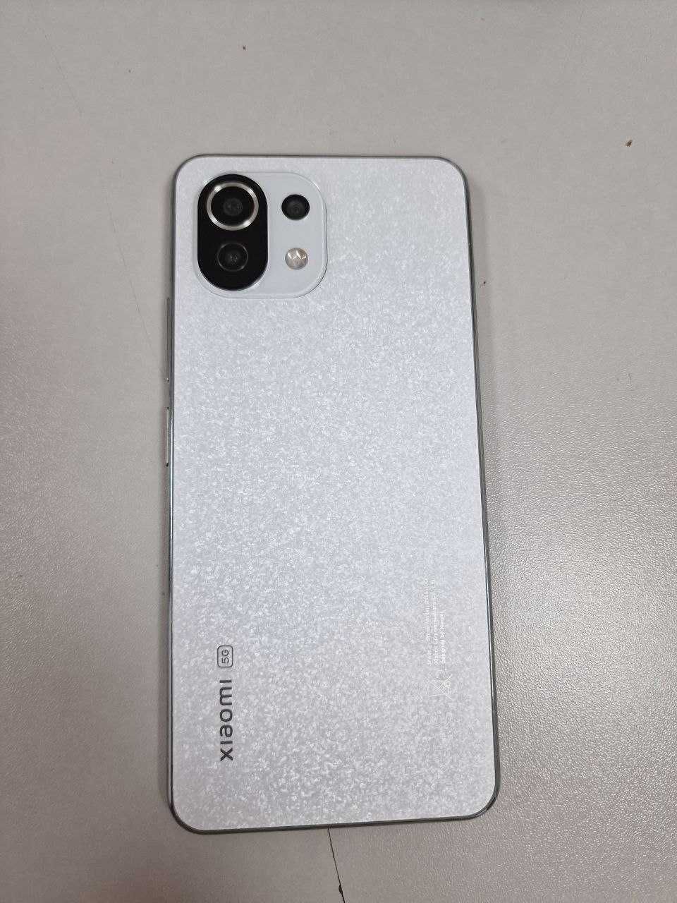Продам Mi 11 LITE 128 белый