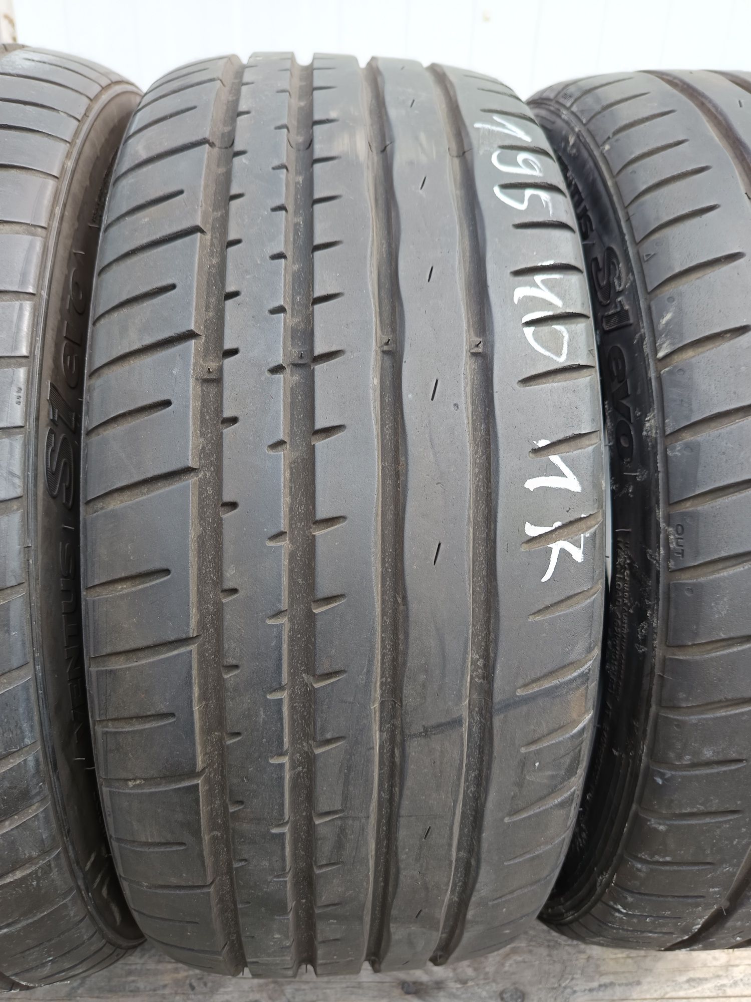 Летни гуми 195 40 R 17 Hankook Дот 1319
