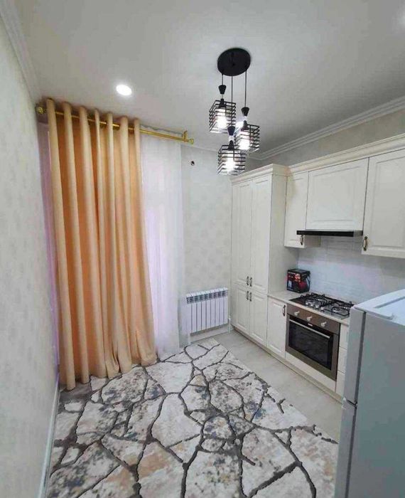 Assalom Maxtumquli, Махтумкули` 2-комн. евро, 50м², 9 этаж