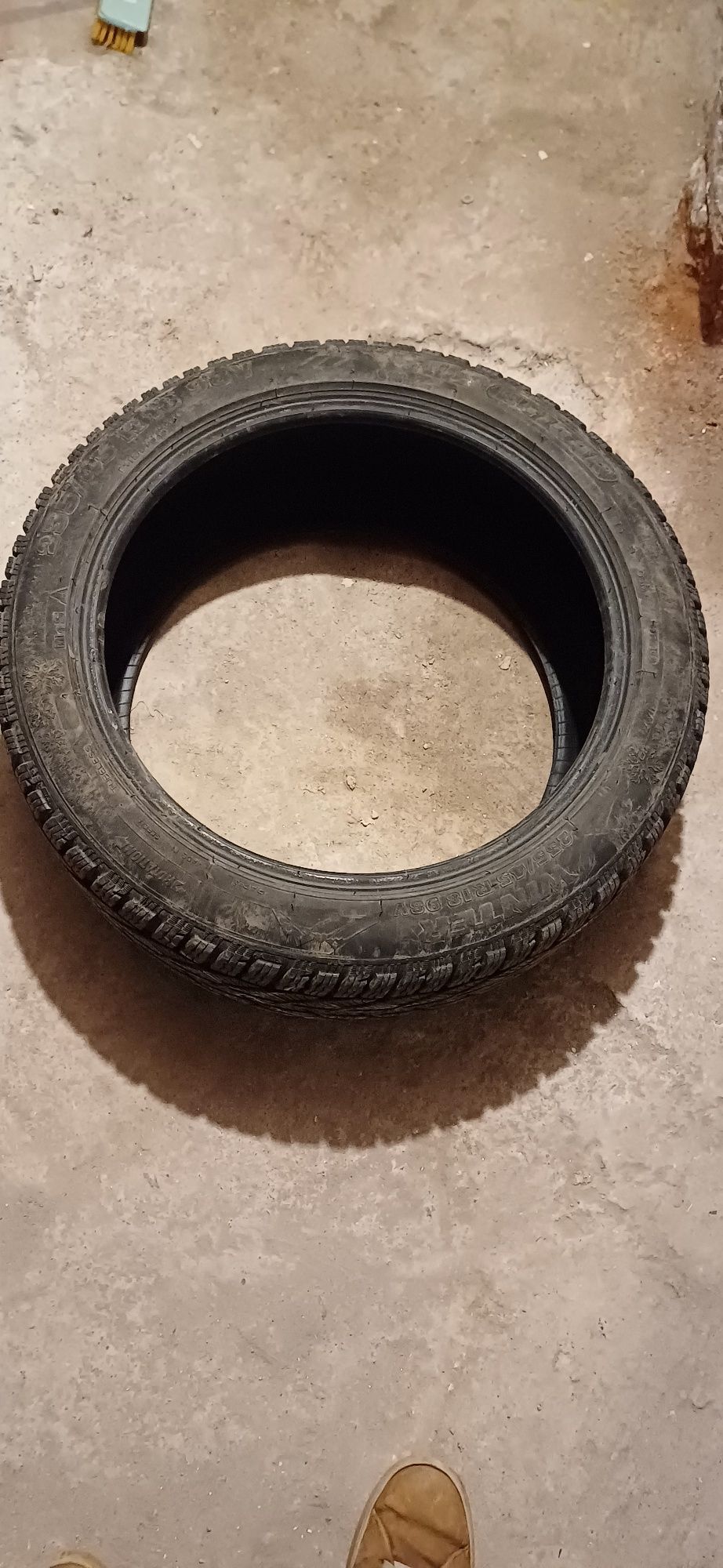 Гума Tigar 235/45/18