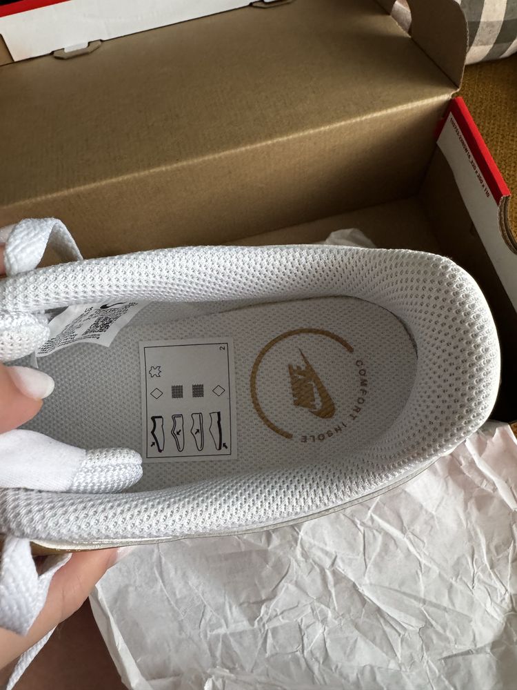 Nike Court Vision Alta 40 номер
