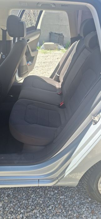Vând interior passat b7 textil
