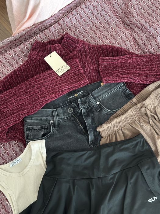 Не ношенная женская одежда