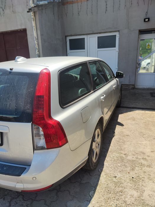 Vând Volvo V50 impecabil