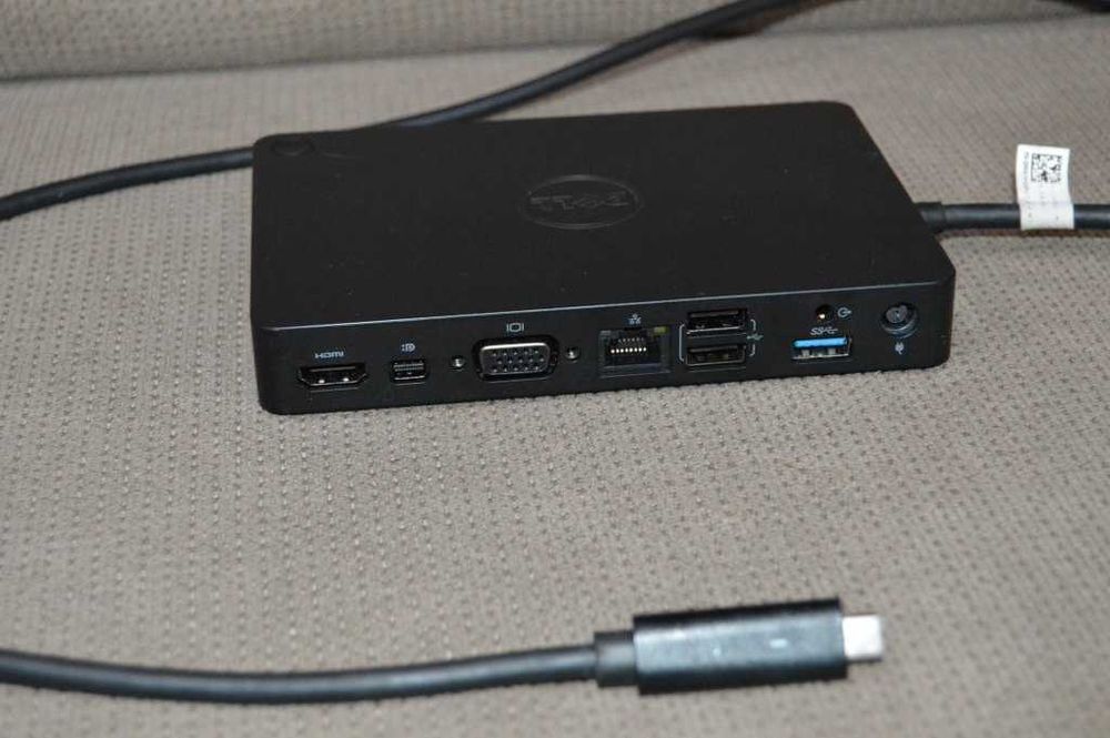 Docking Station Dell WD15 USB-C K17A +alimentare DELL 180W 19.5V 9.23A