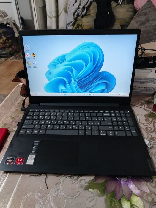 Продам ноутбук Lenovo