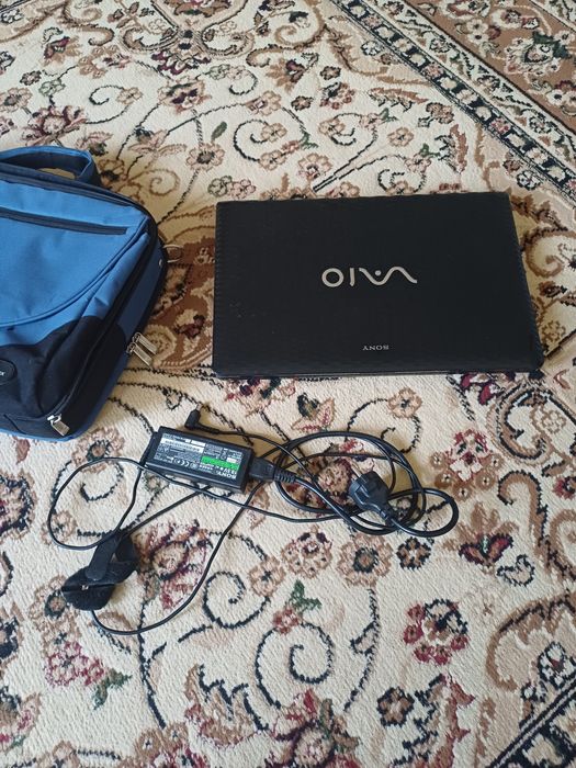 Ноутбук Vivo Anos