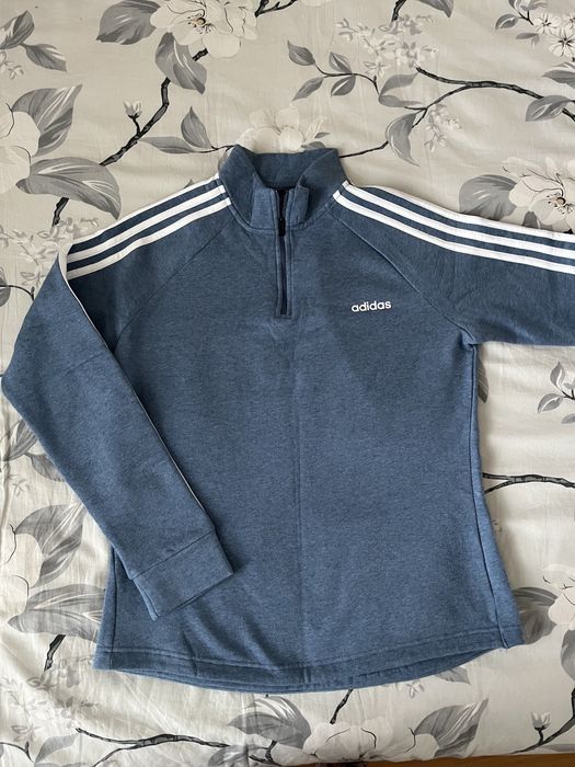 Ново! Суитшърт adidas