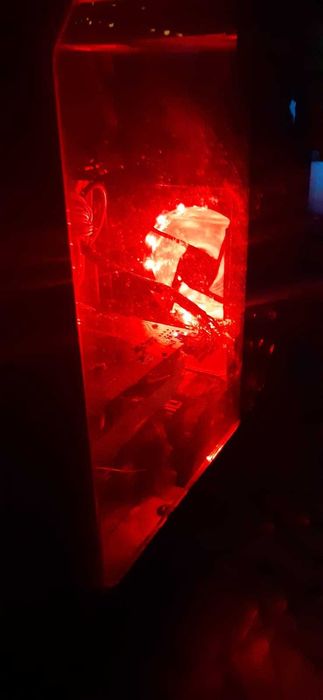 Sistem Intel  i7-8700k 4.7GHz/GeForce GTX 1080 Ti 11GB DDR5X 352-bit