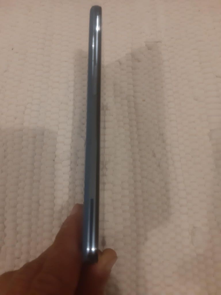 Телефон One plus 9 модел LE2113