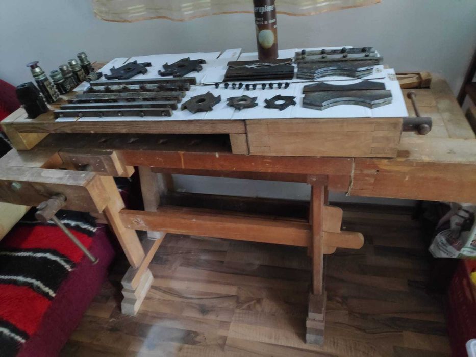 capete frezare, cutite, bacuri, contacte electrice, tejghea sculptura