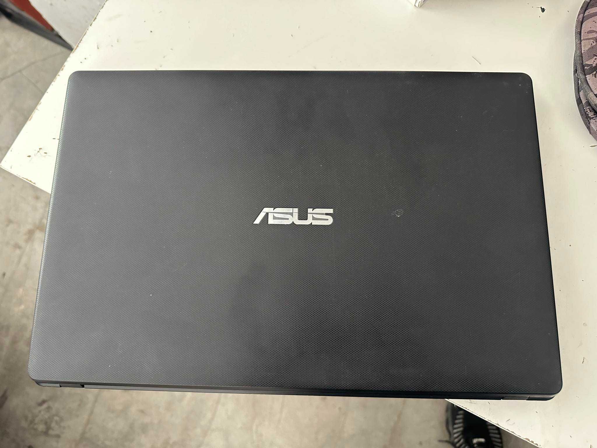Лаптоп Asus X551C 4GB