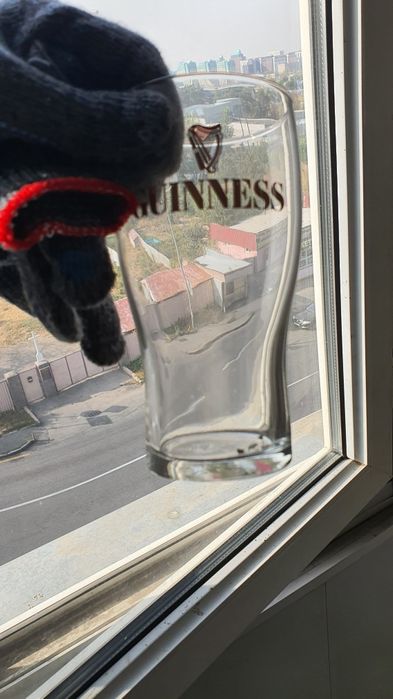 Пивные кружки Guinness 0.5л. по 1000тг.
