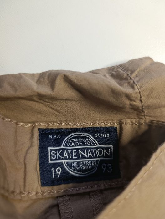 Pantaloni trei sfert mărimea 158