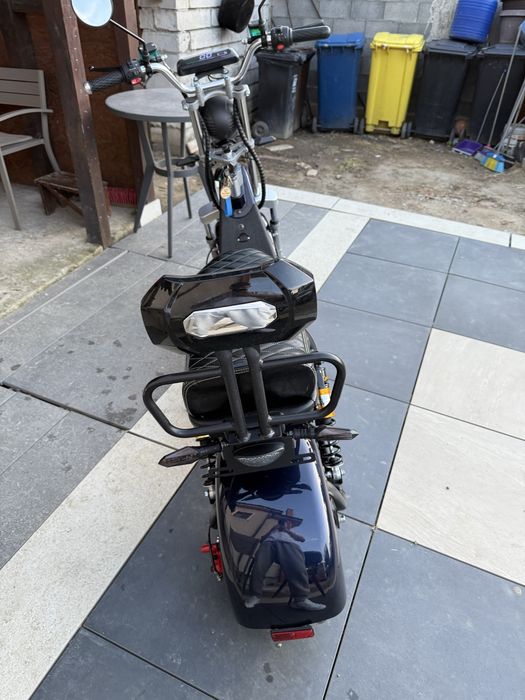 Scuter electric citycoco