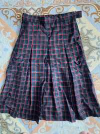 Продам школьную юбку на рост 146-152